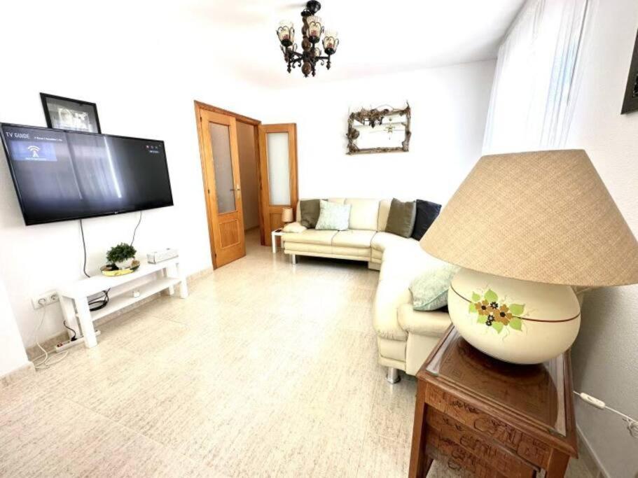 Three Bedroom Apartment, Prime Javea Location Bagian luar foto