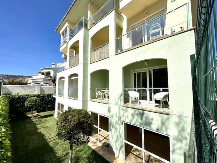 Three Bedroom Apartment, Prime Javea Location Bagian luar foto